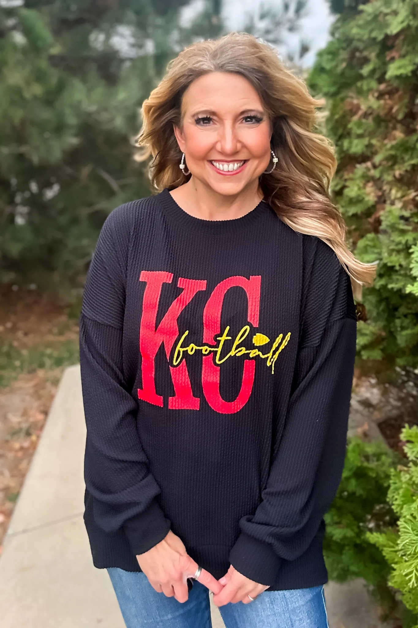 Arrowhead KC Ribbed Knit Pullover : Black/Red