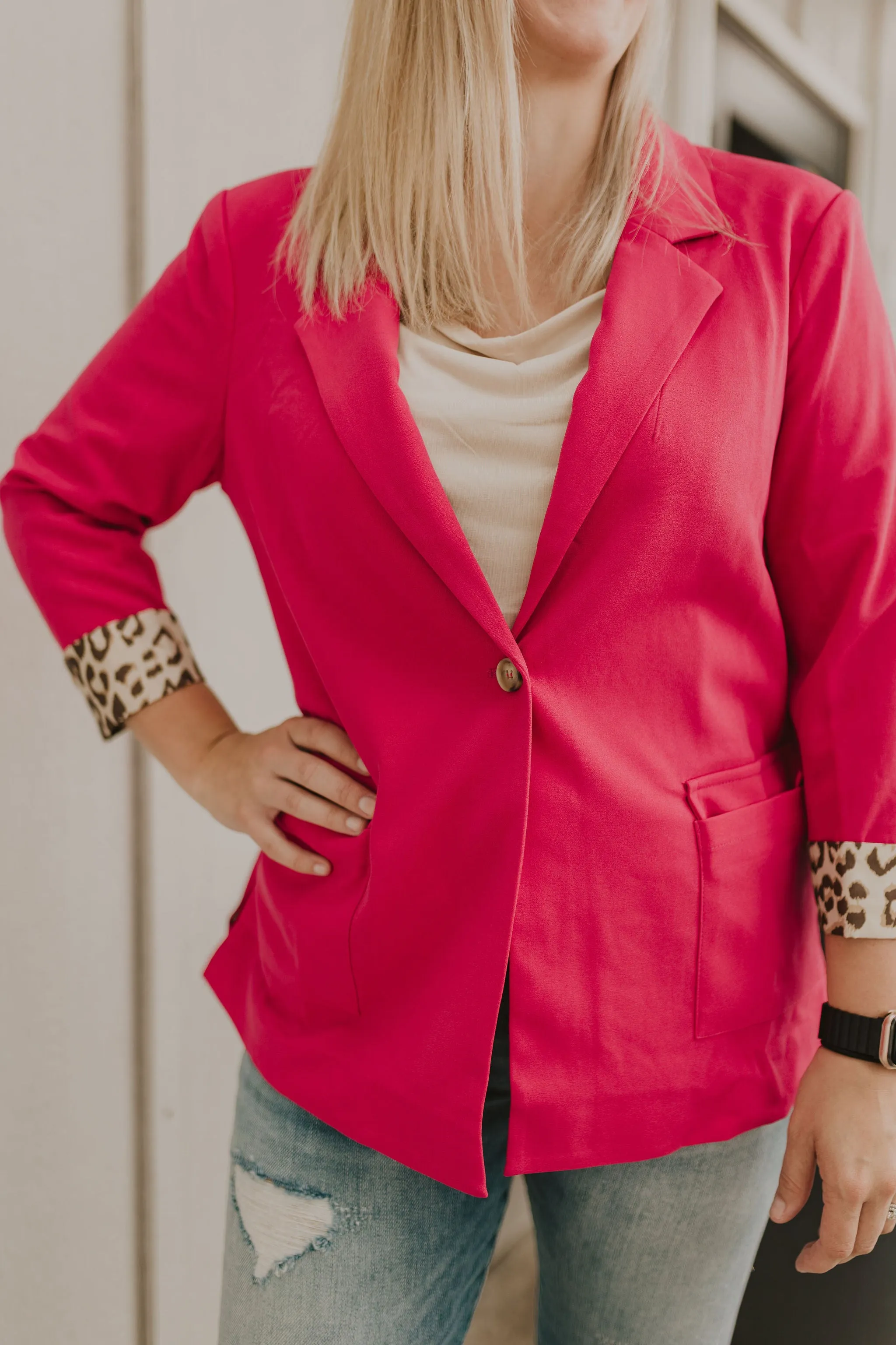 BLAZER WITH CHEETAH PRINT CUFF SLEEVE DETAIL