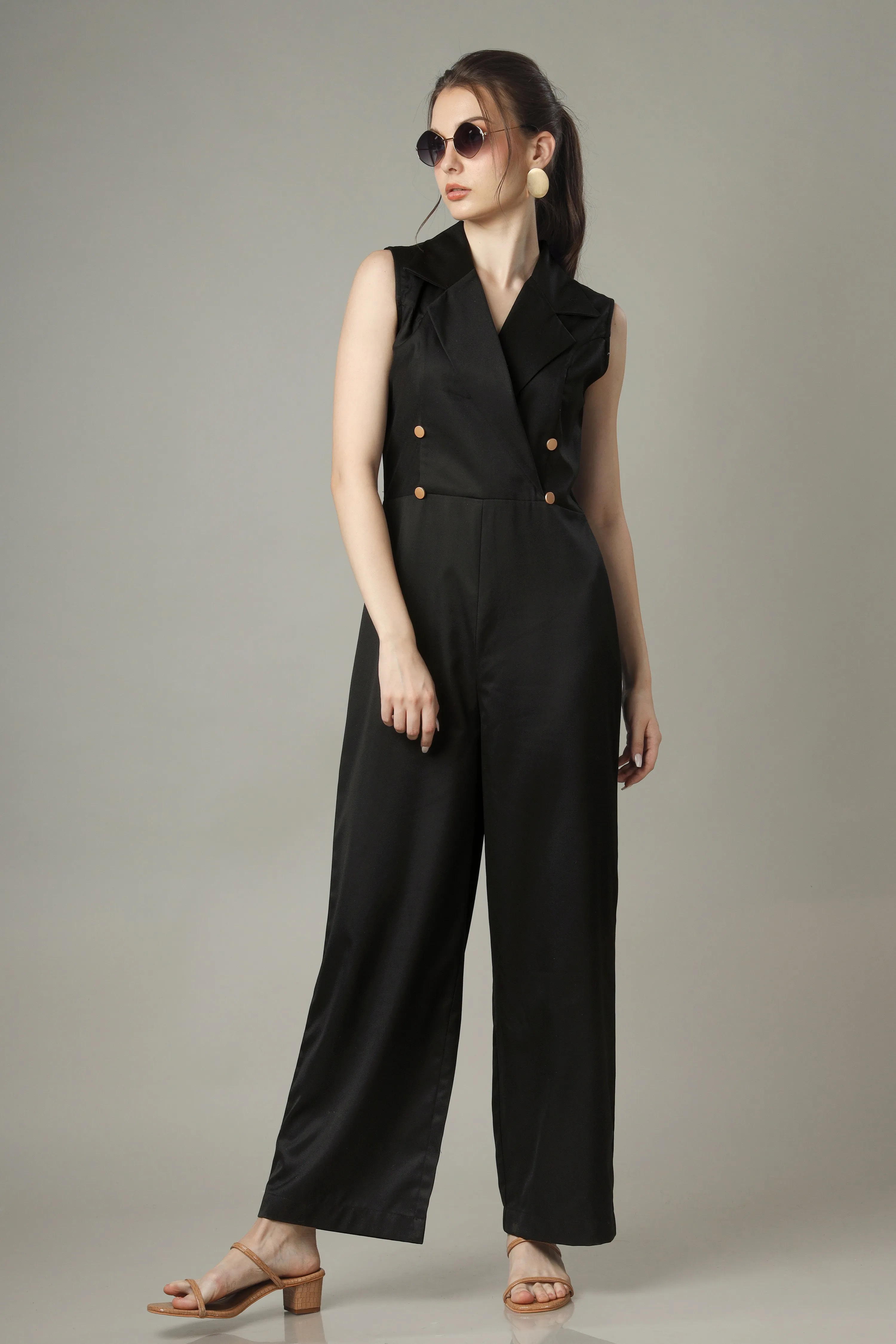 Buttoned Design Detail Sleeveless Jumpsuit