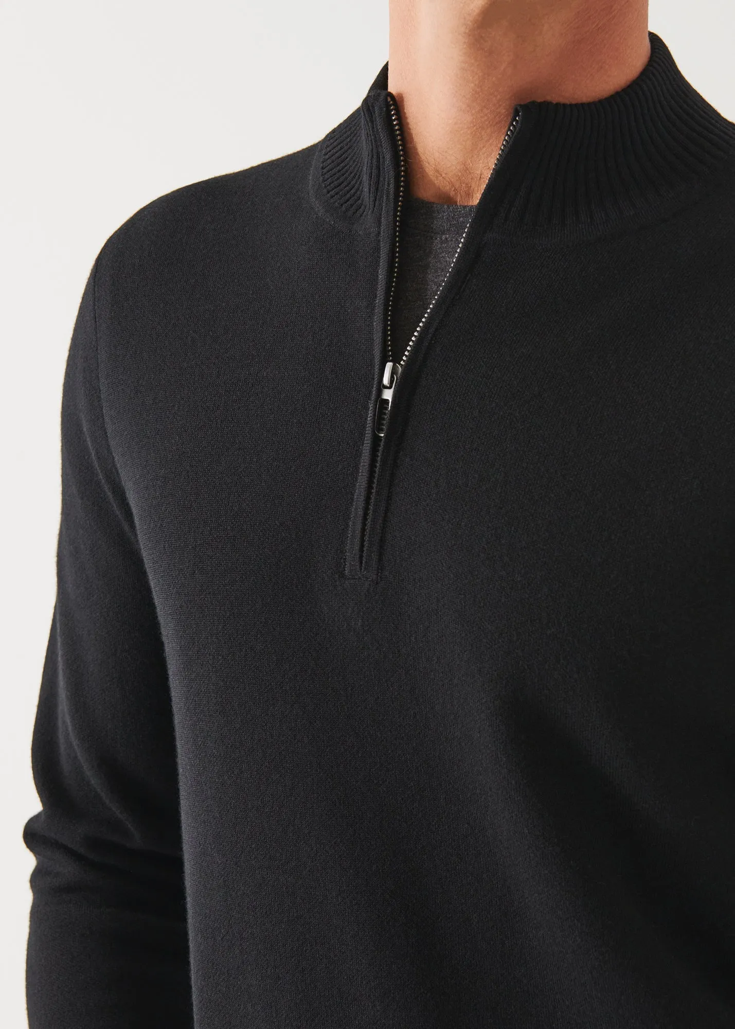 DOUBLE-FACE QUARTER ZIP MOCK NECK