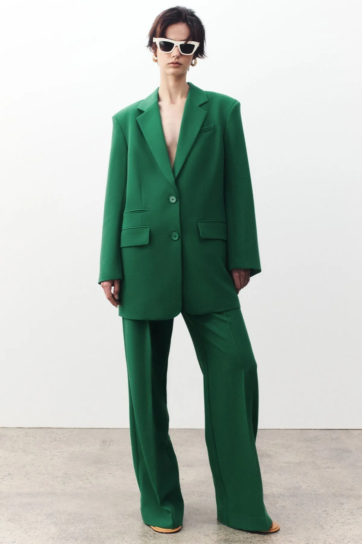 IRENA OVERSIZED BLAZER - TREE GREEN