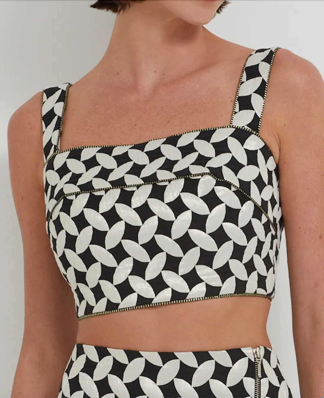 Patbo - Jacquard Cropped Top - Black/White