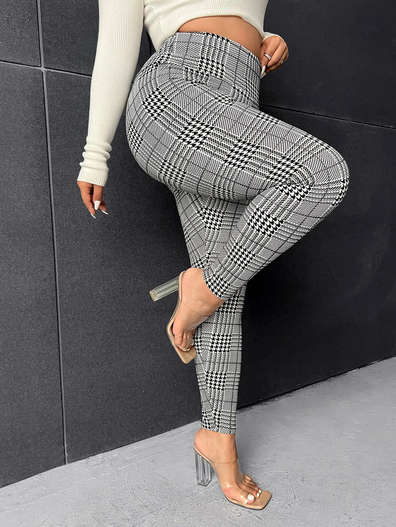 Plus Glen Plaid Leggings