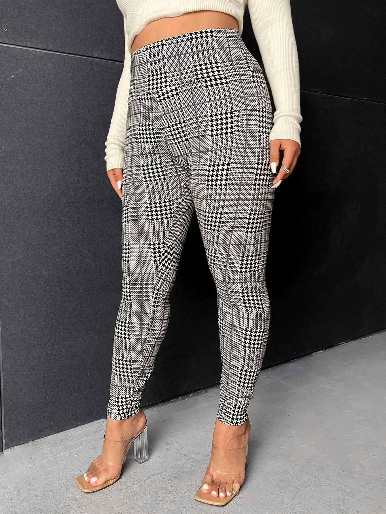 Plus Glen Plaid Leggings